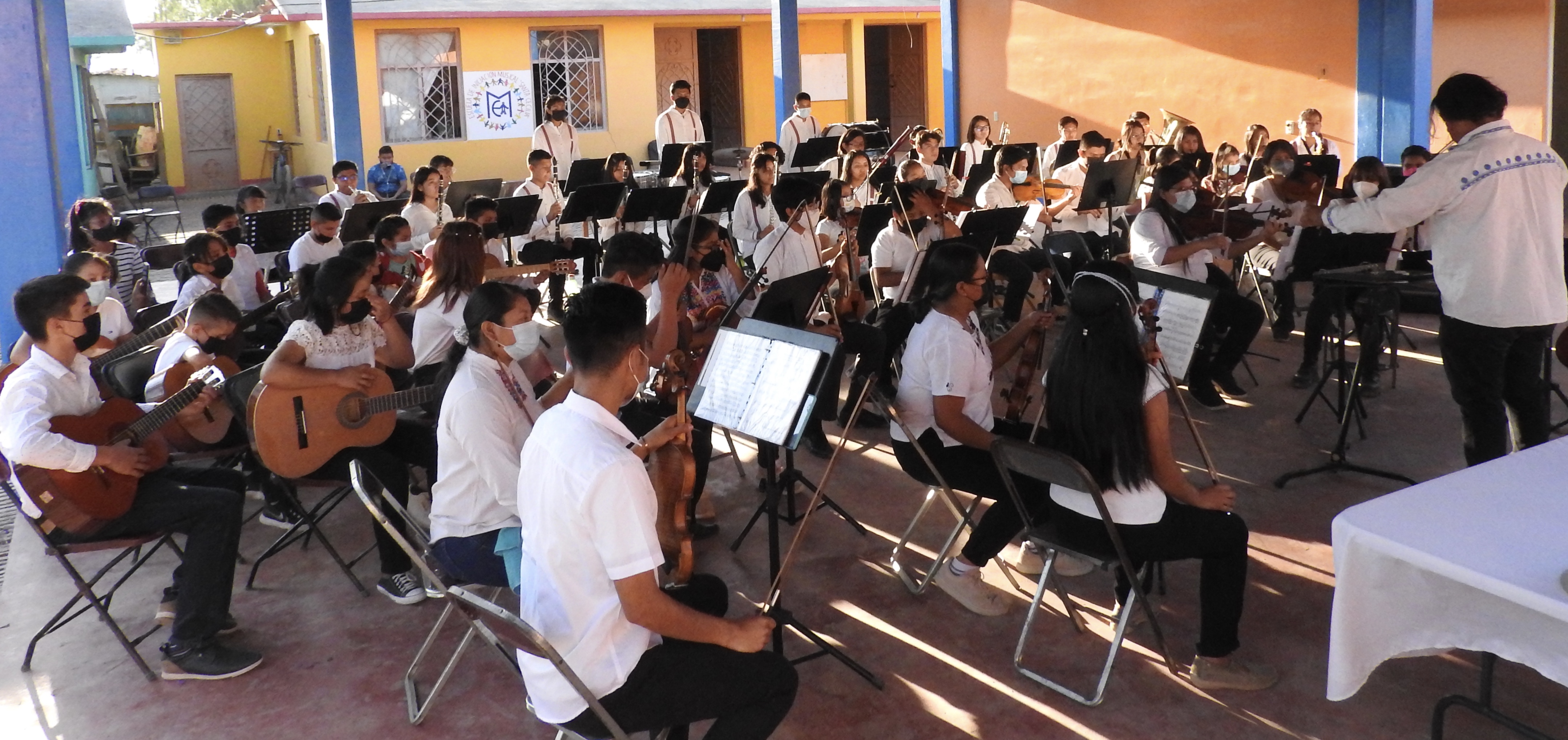 Betanica escuela de musica santa cruz